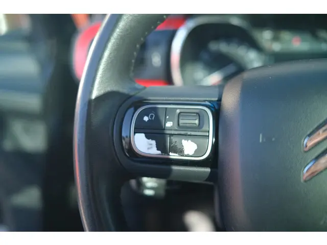Citroën C3 PT 110 Shine Automaat-6 2017 Benzine 21
