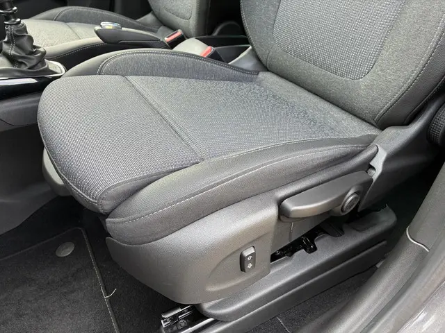 Opel Crossland 1.2 Turbo Elegance 2022 Benzine 30