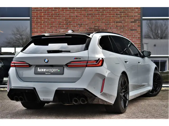 BMW M5 5-serie Touring 2025 Hybride Benzine 2