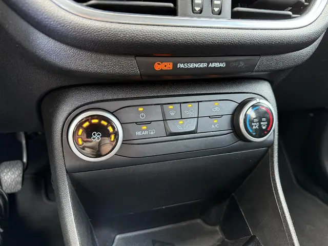 Ford Fiesta 1.1 Trend 2018 Benzine 22
