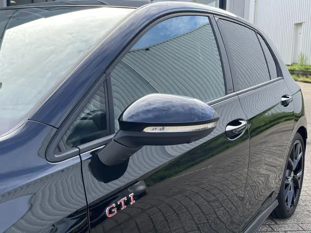 Volkswagen Golf 2.0 TSI GTI 8.5 2024 Benzine 38