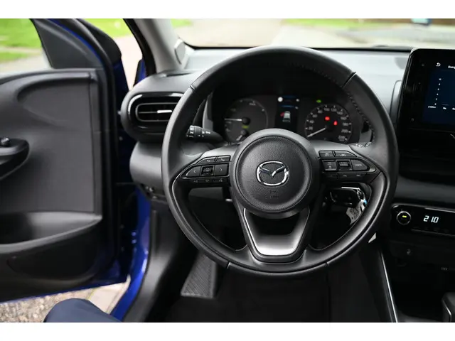 Mazda 2 Hybrid 1.5 Centre-line 2025 Hybride Benzine 31