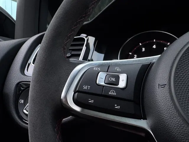 Volkswagen Golf 2.0 TSI GTI Clubsport 2016 Benzine 22