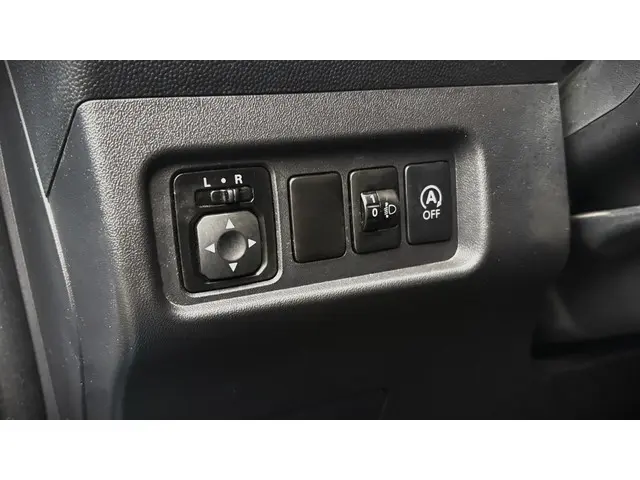 Mitsubishi Space Star 1.2 Intense+ 2013 Benzine 13