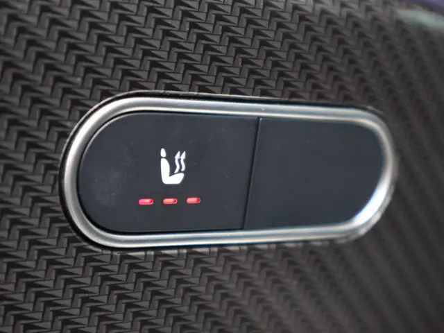 Mercedes-Benz 200-klasse GLB AMG Line 2023 Benzine 18