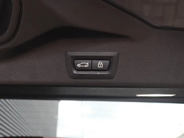 BMW X5 xDrive45e 2022 Hybride Benzine 12