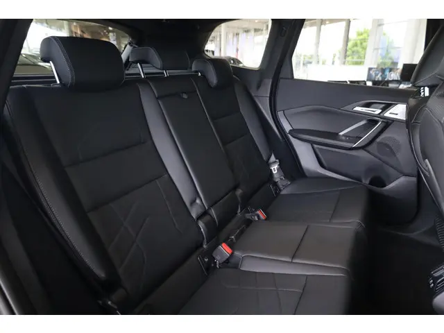 BMW iX1 xDrive30 2024 Elektrisch 9