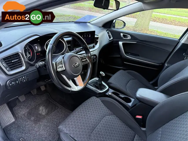 Kia Ceed 1.6 CRDi DynamicLine 2020 Diesel 16