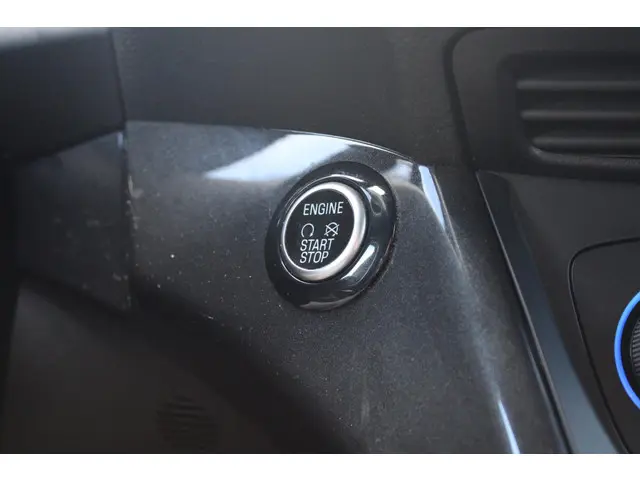 Ford Kuga 1.5 EcoBoost ST Line 2018 Benzine 24