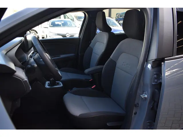 Dacia Jogger Hybrid 140 Extreme 2024 Hybride Benzine 13