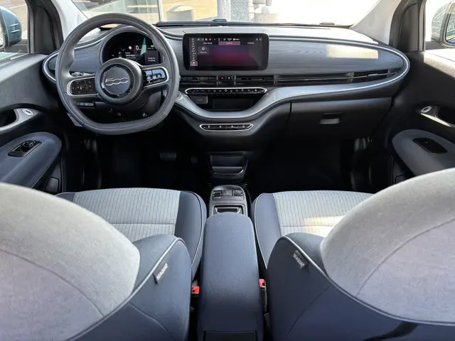 Fiat 500e 3+1 Icon 42 kWh 2021 Elektrisch 16