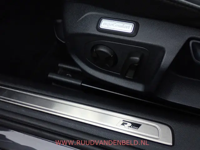Volkswagen Arteon 2.0TSI R-LINE 2019 Benzine 21