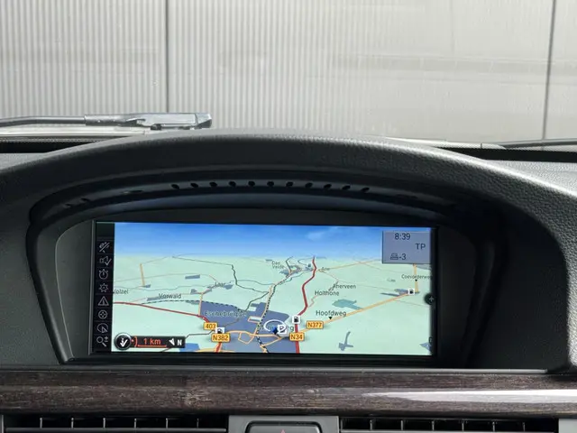 BMW 3 Serie Cabrio 325i High Executive 2012 Benzine 17