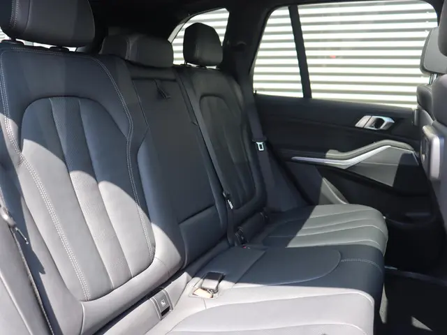 BMW X5 xDrive45e 2022 Hybride Benzine 10