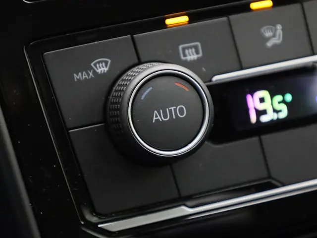 Volkswagen T-Cross 1.0TSI/95PK Life 2022 Benzine 7