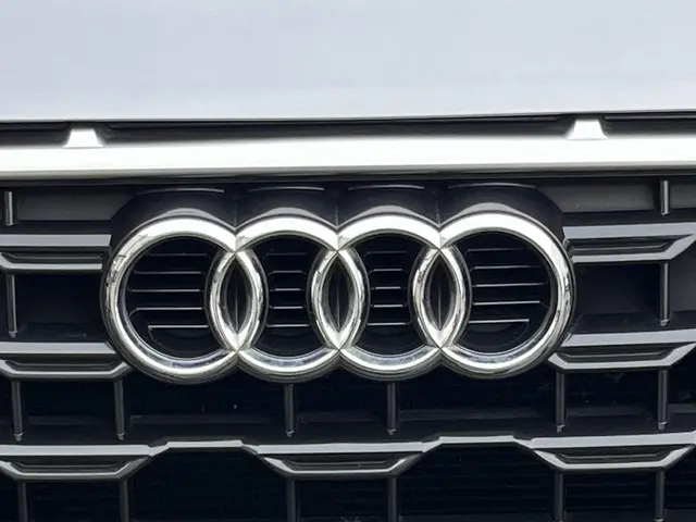 Audi Q2 30 TFSI Business Edition 2021 Benzine 39
