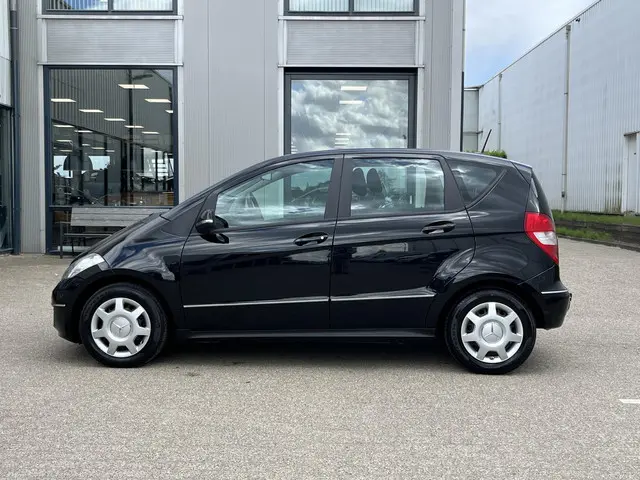 Mercedes-Benz A-Klasse 160 Business Class 2012 Benzine 9