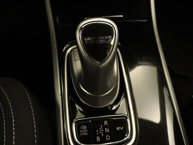 Mitsubishi Outlander 2.4 PHEV Pure 2021 Hybride Benzine 28