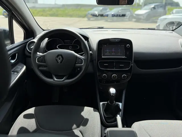 Renault Clio 0.9 TCe Limited 2018 Benzine 3