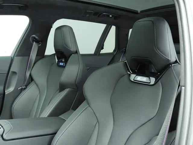 BMW M5 Touring 2026 Hybride Benzine 21