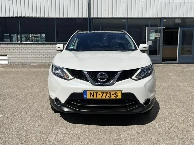 Nissan QASHQAI 1.2 Tekna 2017 Benzine 32