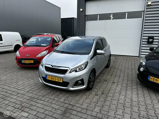 Peugeot 108 1.2 VTi Allure Top 2014 Benzine 6