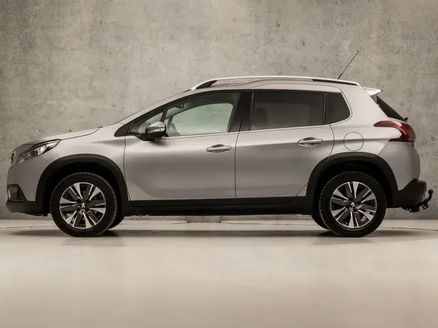 Peugeot 2008 1.2 PureTech Sport 2016 Benzine 2