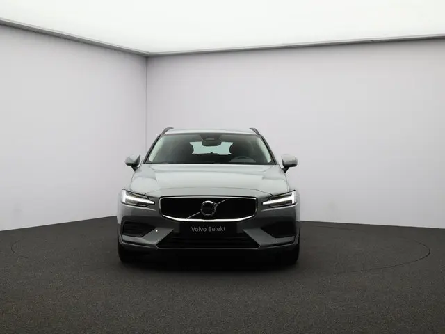 Volvo V60 B4 197PK Essential Edition 2026 Benzine 31