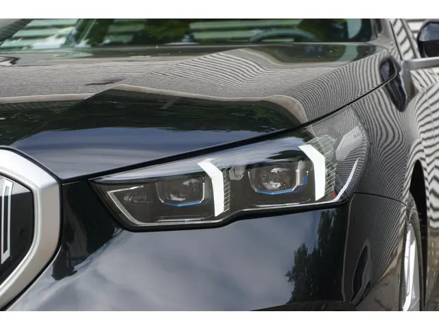 BMW i5 Sedan eDrive40 2025 Elektrisch 24