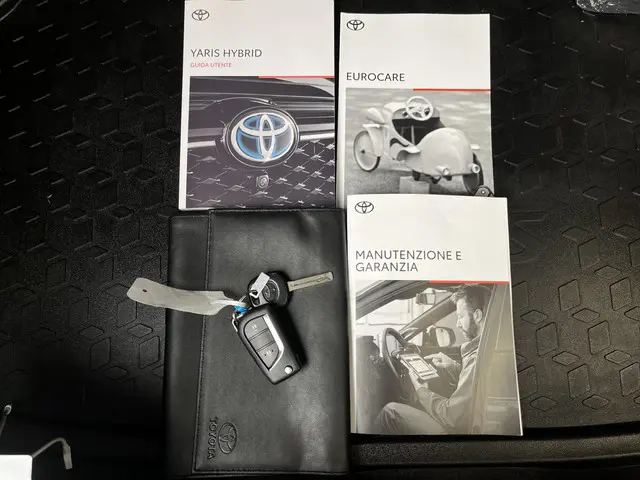 Toyota Yaris 1.5 Hybrid 115 Active 2021 Hybride Benzine 17