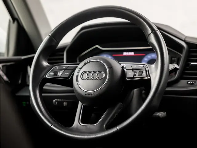 Audi A1 Sportback 25 TFSI S-Line Sport 2021 Benzine 17