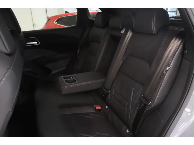 Nissan QASHQAI 1.5 e-Power N-Design 2025 Hybride Benzine 8