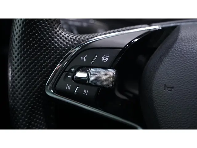 Škoda Karoq 1.5 TSI ACT Sportline Business 2023 Benzine 16