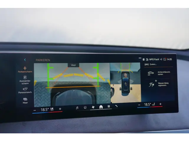 BMW iX xDrive60 2025 Elektrisch 30