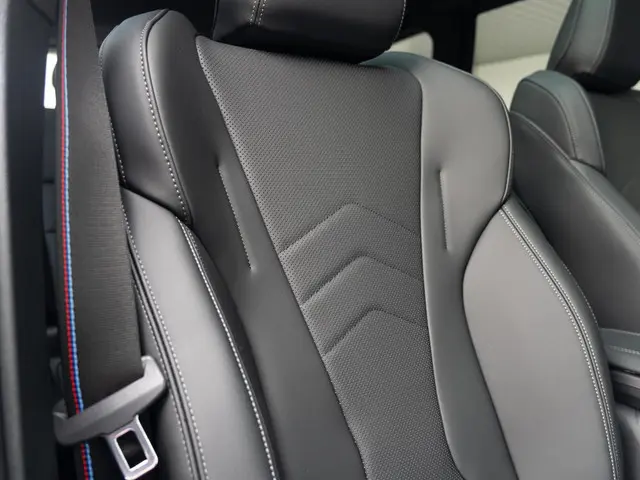 BMW X1 xDrive23i 2025 Benzine 11