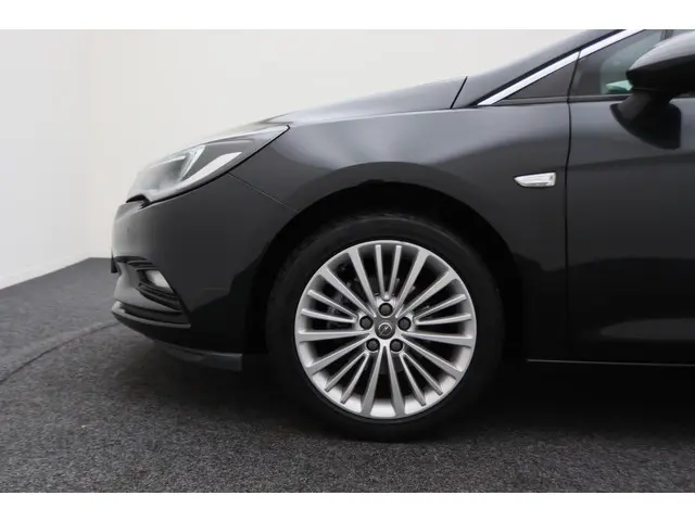 Opel Astra Sports Tourer 1.4 Innovation 2016 Benzine 24