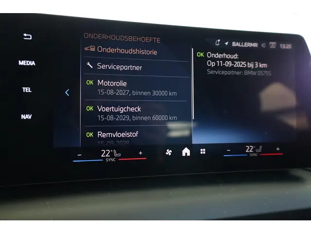 BMW 1 Serie 120 2025 Benzine 14