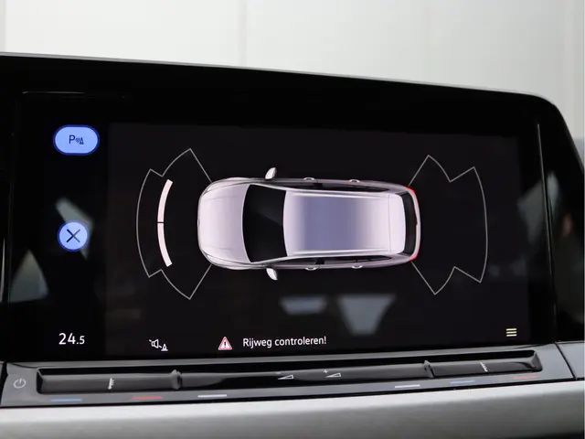 Volkswagen Golf Variant 1.0 TSI Life 2022 Benzine 42