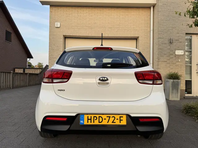 Kia Rio 1.2 ComfortPlusLine 2019 Benzine 10