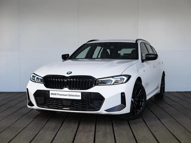 BMW 3 Serie Touring 320i 2025 Benzine 36