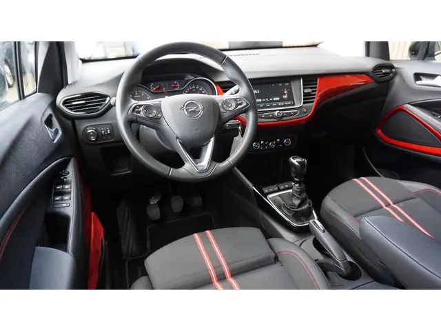 Opel Crossland 1.2 110pk Turbo GS-Line 2023 Benzine 8
