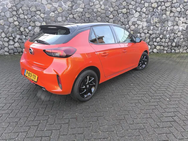 Opel Corsa 1.2 GS Line 2022 Benzine 2