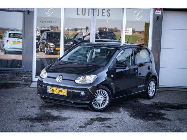 Volkswagen up! 1.0 high up! 2015 Benzine 16