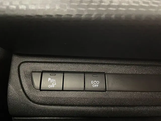 Peugeot 2008 1.2 PureTech Allure 2019 Benzine 15