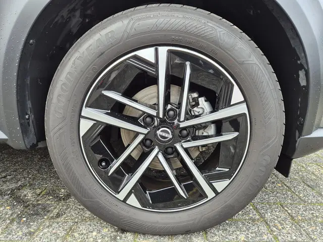 Nissan Juke 1.6 Hybrid N-Connecta 2024 Hybride Benzine 24