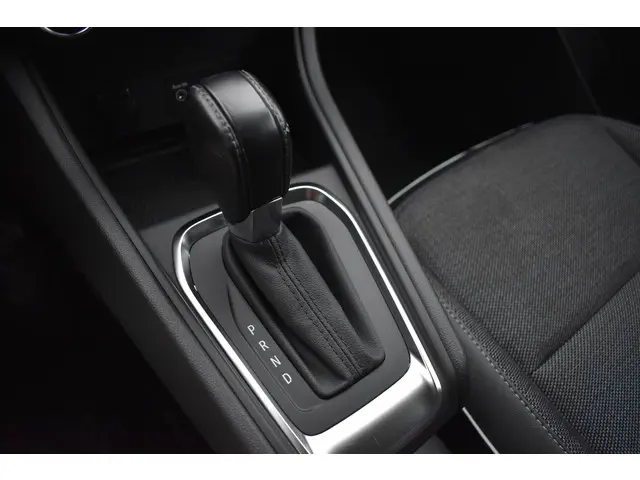 Renault Captur TCe 140 EDC Intens 2022 Benzine 22