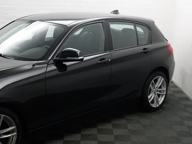 BMW 1 Serie 116i High Executive Aut- 2014 Benzine 25