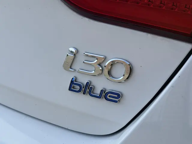 Hyundai i30 1.6 GDI Go! 2015 Benzine 33