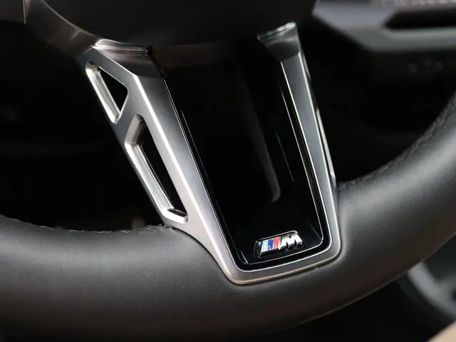 BMW 1 Serie 120 2025 Benzine 17