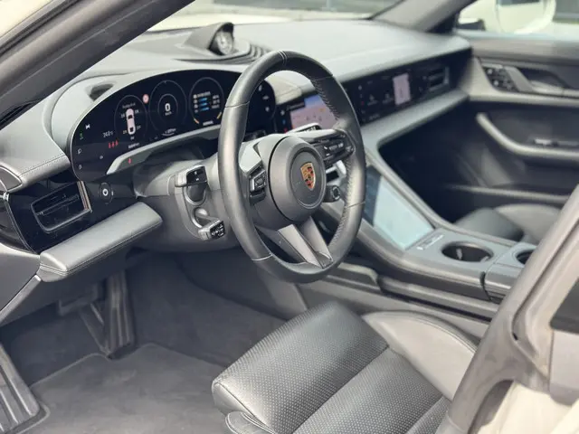 Porsche Taycan 4S Performance 93 kWh 2020 Elektrisch 37